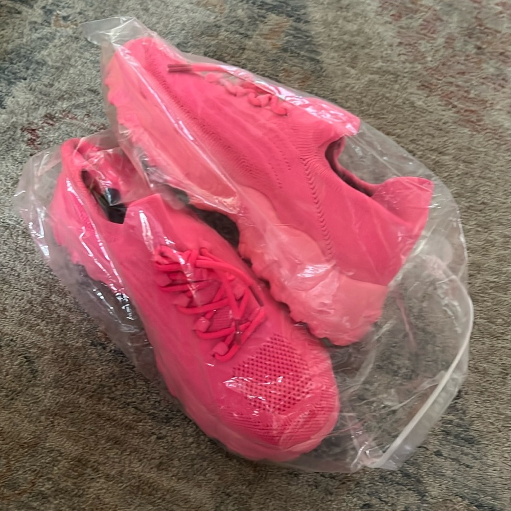 Neon pink sock slip on shoe NWT fits 8-8.5
